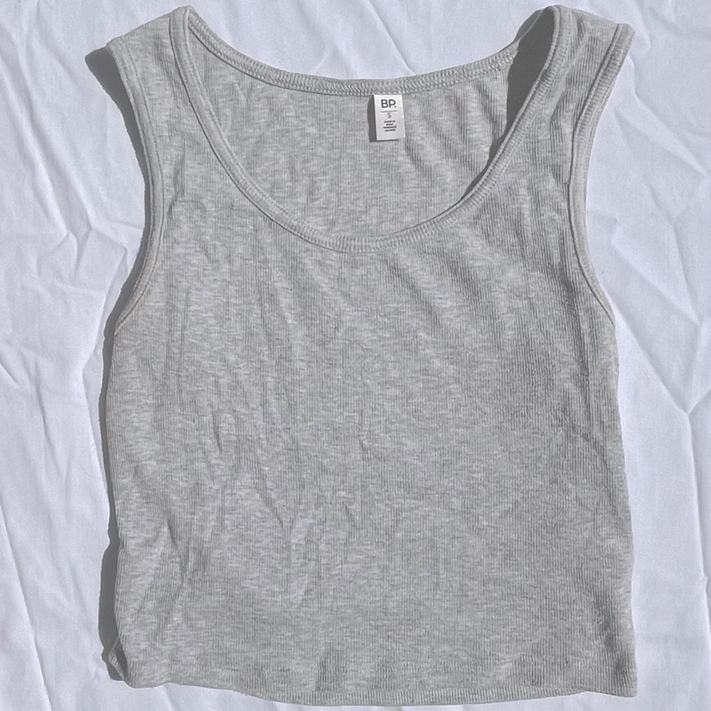 BP Light Gray Women's Cropped Tank Top